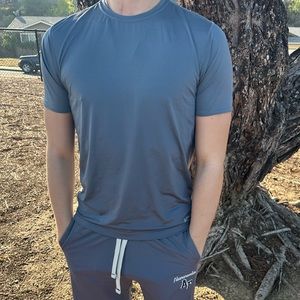 EASTBAY T SHIRT M THE ATHLETIC SPORTSOURCE MEN FOOTBALL PRACTICE STRETCHY FABRIC